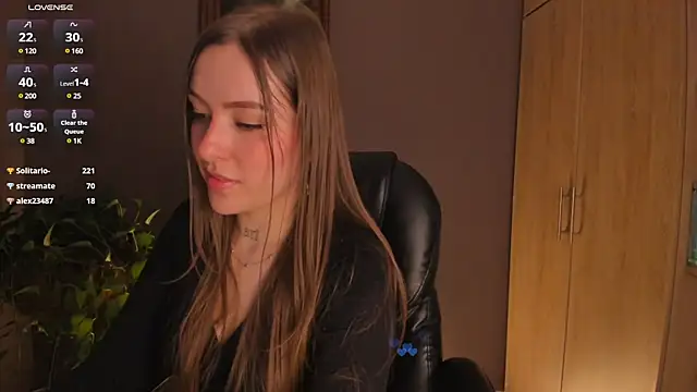 Snapshot of eilynxx chatting on 13, 2, 2025 eilynxx online show from 13, 2, 2025