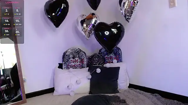 Victoria Collinns online show from 10, 10, 2025