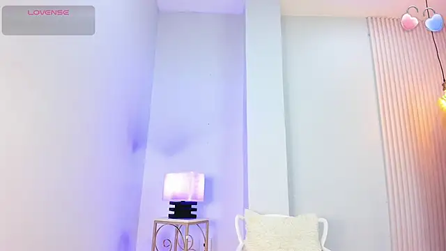 Snapshot of alana_rossetti chatting on 20, 7, 2026 alana rossetti online show from 20, 7, 2026