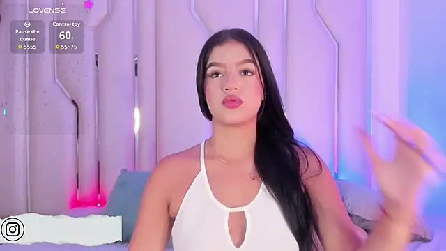 Loreanna Joy online show from 10, 9, 2025
