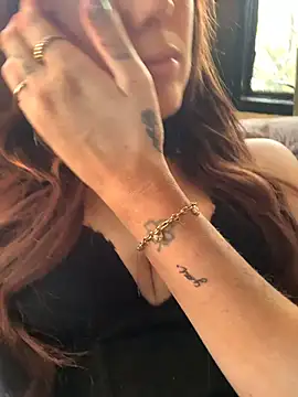 Snapshot of Hornyamy026 chatting on 4, 12, 2025 Hornyamy026 online show from 4, 12, 2025