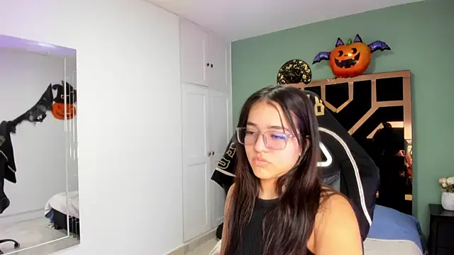 Billie Jhonson  online show from 21, 10, 2025