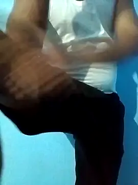 Snapshot of randit7 chatting on 6, 3, 2025 randit7 online show from 6, 3, 2025