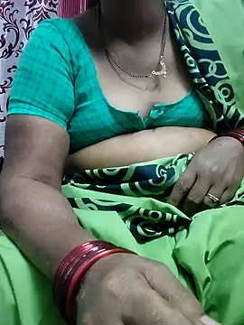 Snapshot of laxmitelugu78 chatting on 9, 2, 2025 laxmitelugu78 online show from 9, 2, 2025