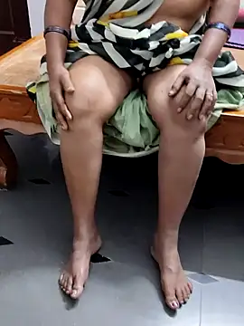 Snapshot of laxmitelugu78 chatting on 30, 1, 2025 laxmitelugu78 online show from 30, 1, 2025