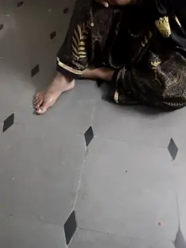 Snapshot of laxmitelugu78 chatting on 24, 1, 2025 laxmitelugu78 online show from 24, 1, 2025