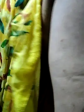 Snapshot of laxmitelugu78 chatting on 9, 3, 2025 laxmitelugu78 online show from 9, 3, 2025