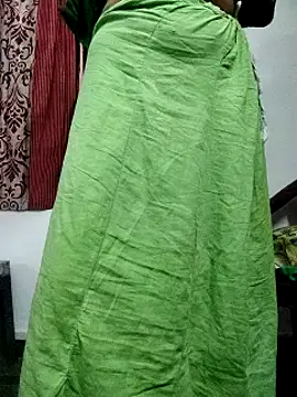 Snapshot of laxmitelugu78 chatting on 8, 3, 2025 laxmitelugu78 online show from 8, 3, 2025