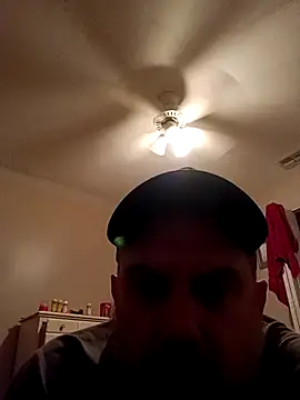 Snapshot of mrcox420 chatting on 1, 2, 2025 mrcox420 online show from 1, 2, 2025