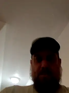 Snapshot of mrcox420 chatting on 28, 2, 2025 mrcox420 online show from 28, 2, 2025