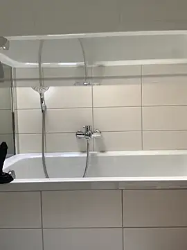 Snapshot of The_Rocket chatting on 28, 2, 2025 The Rocket online show from 28, 2, 2025