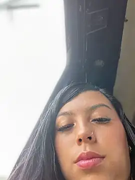 Im-Allysoon online show from 30, 1, 2025