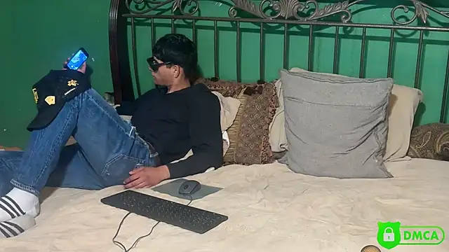 badrolemodelx online show from 6, 3, 2026