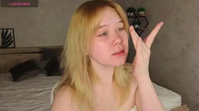 Amy Kimberlly online show from 21, 10, 2025