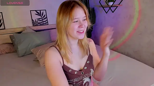 Amy Kimberlly online show from 5, 10, 2025