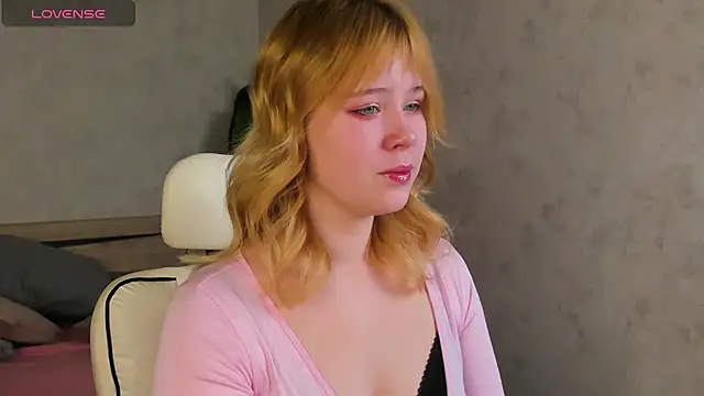 Amy Kimberlly online show from 3, 12, 2025