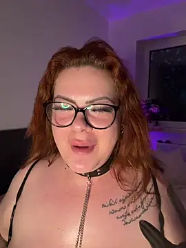 Snapshot of AnastasiaCumowa chatting on 5, 5, 2026 AnastasiaCumowa online show from 5, 5, 2026