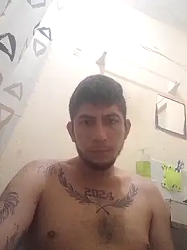 Snapshot of carlospiolinz chatting on 17, 10, 2025 carlospiolinz online show from 17, 10, 2025