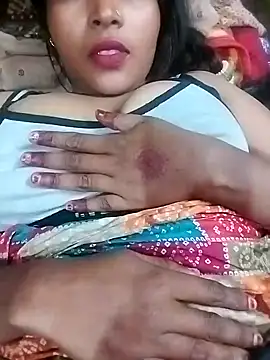 Snapshot of Simrandeshipp chatting on 31, 1, 2025 Simrandeshipp online show from 31, 1, 2025