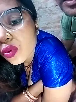 Snapshot of Simrandeshipp chatting on 26, 2, 2025 Simrandeshipp online show from 26, 2, 2025