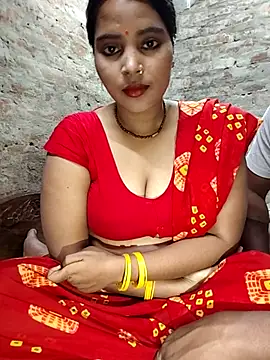 Snapshot of Simrandeshipp chatting on 29, 11, 2025 Simrandeshipp online show from 29, 11, 2025