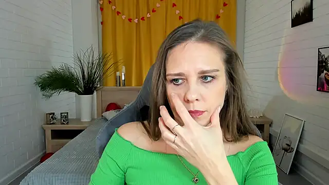 EmiliaBedy online show from 26, 2, 2025