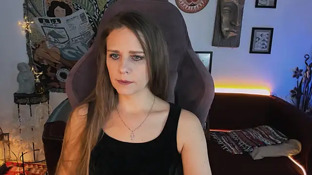 EmiliaBedy online show from 16, 3, 2025