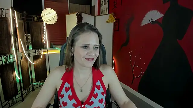 EmiliaBedy online show from 4, 3, 2025