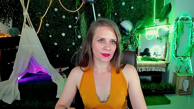 Snapshot of EmiliaBedy chatting on 27, 5, 2026 EmiliaBedy online show from 27, 5, 2026