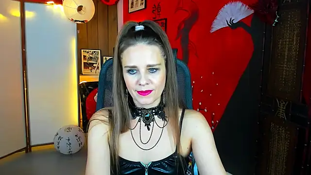 EmiliaBedy online show from 14, 11, 2025