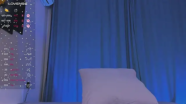 Shiny Jennifer online show from 13, 11, 2025