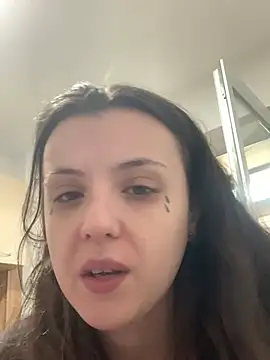 bunnythetailor online show from 10, 5, 2026