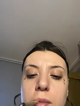 Snapshot of bunnythetailor chatting on 4, 2, 2025 bunnythetailor online show from 4, 2, 2025