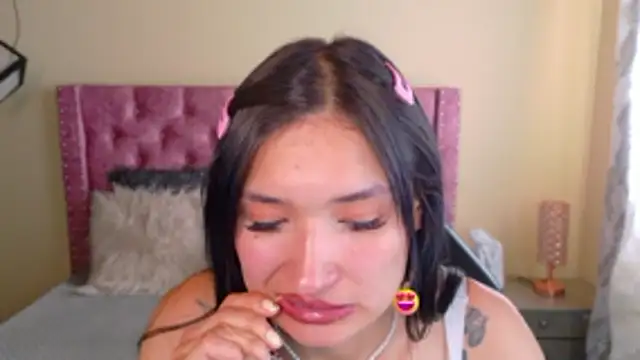 Sofii cutee online show from 3, 3, 2026