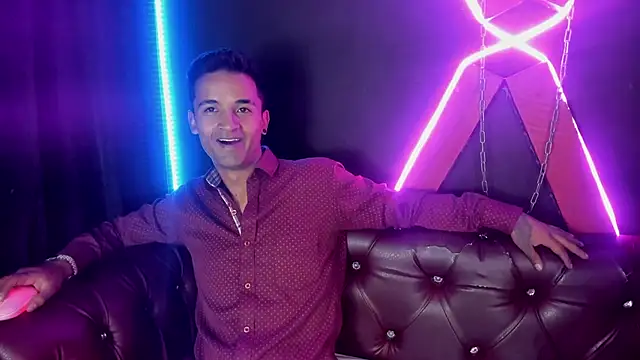 Nikki and Mayk online show from 28, 11, 2025