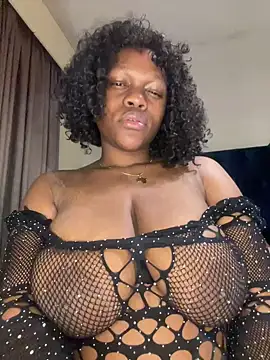 Boneca25 online show from 14, 3, 2025