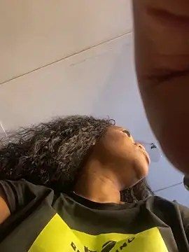 Boneca25 online show from 28, 10, 2025