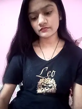 Tanu-00 online show from 5, 11, 2025