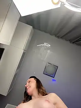 BeautyCutie1 online show from 19, 2, 2025
