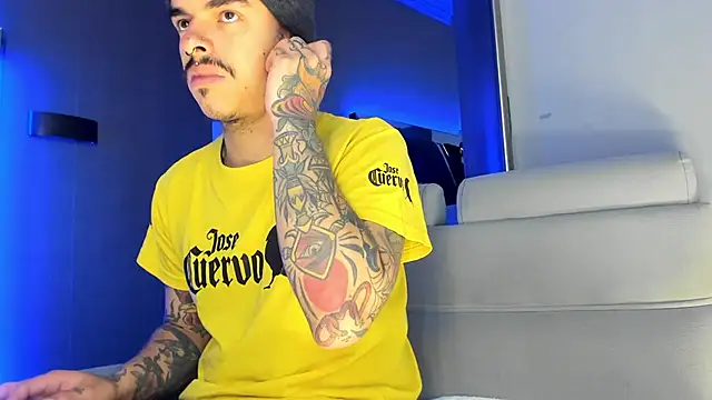 Snapshot of kaletattoo chatting on 22, 5, 2026 kaletattoo online show from 22, 5, 2026