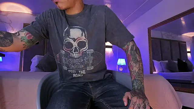 Snapshot of kaletattoo chatting on 23, 4, 2026 kaletattoo online show from 23, 4, 2026