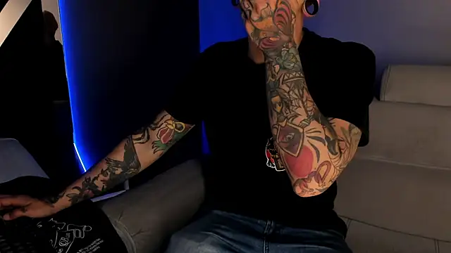 Snapshot of kaletattoo chatting on 6, 5, 2026 kaletattoo online show from 6, 5, 2026