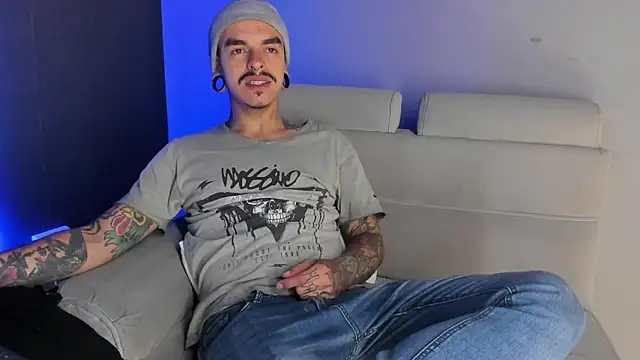 Snapshot of kaletattoo chatting on 9, 5, 2026 kaletattoo online show from 9, 5, 2026