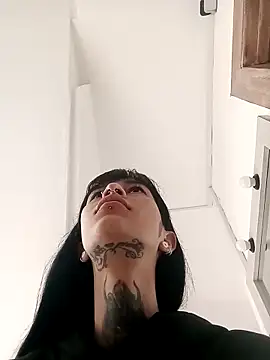 esmeralda06 online show from 4, 12, 2025