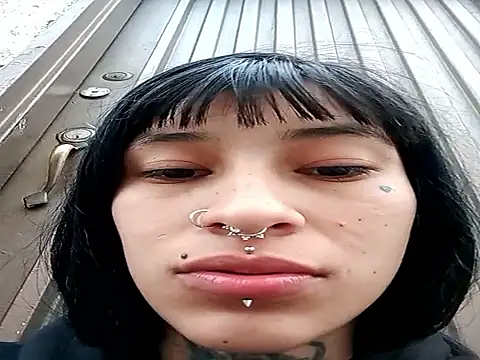 esmeralda06 online show from 5, 12, 2025