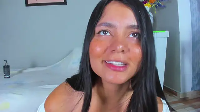 evaa greey online show from 9, 11, 2025