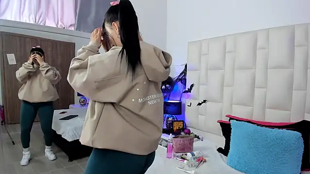 Ariana rouse online show from 16, 10, 2025