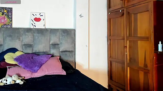 Isangel  online show from 31, 10, 2025