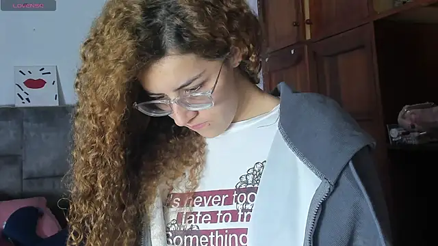 Isangel  online show from 10, 10, 2025