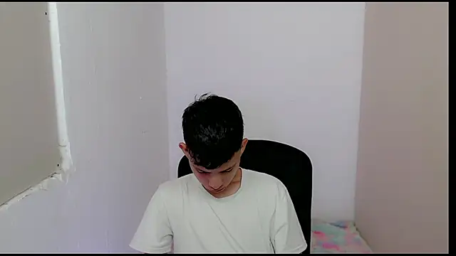 Alexxx lov online show from 28, 2, 2025